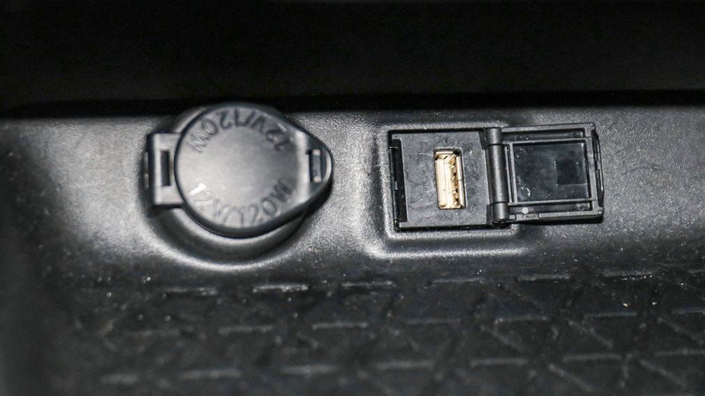 Toyota Rav 4 LE 2022 d&rsquo;occasion à vendre - 25