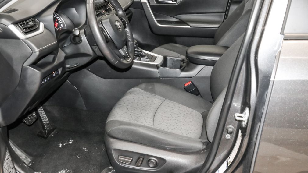 Toyota Rav 4 XLE 2022 d&rsquo;occasion à vendre - 18