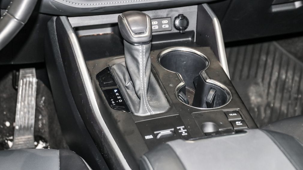 Toyota Highlander Hybrid XLE 2023 d&rsquo;occasion à vendre - 24