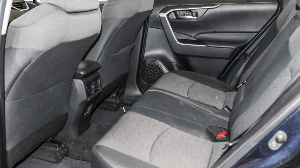 Toyota Rav 4 XLE 2023 d&rsquo;occasion à vendre - 27
