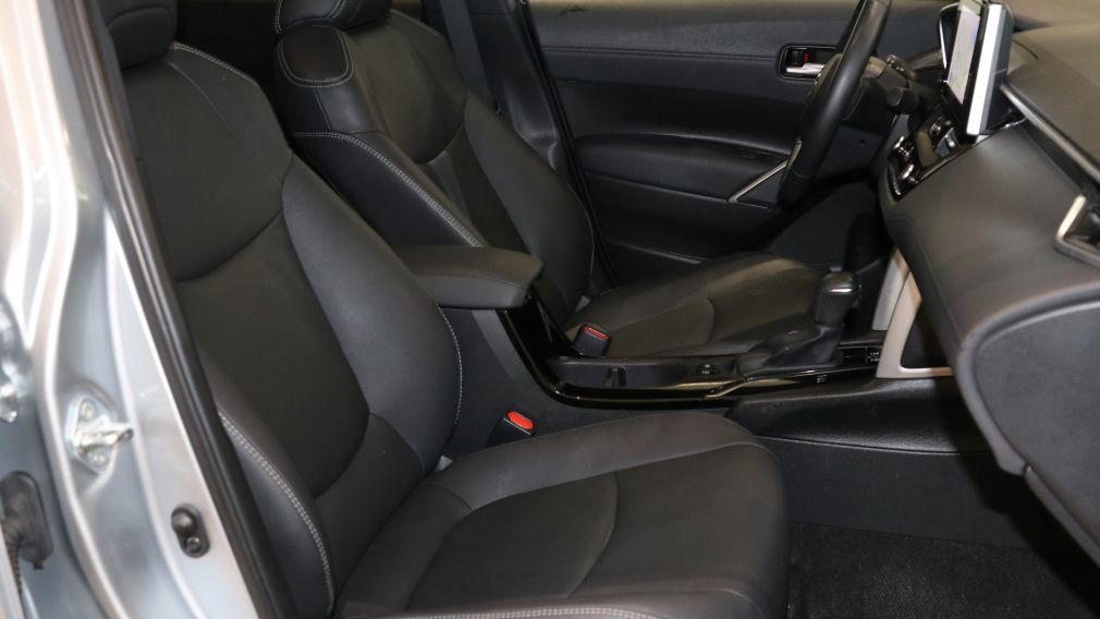 Toyota Corolla XLE 2023 d&rsquo;occasion à vendre - 18
