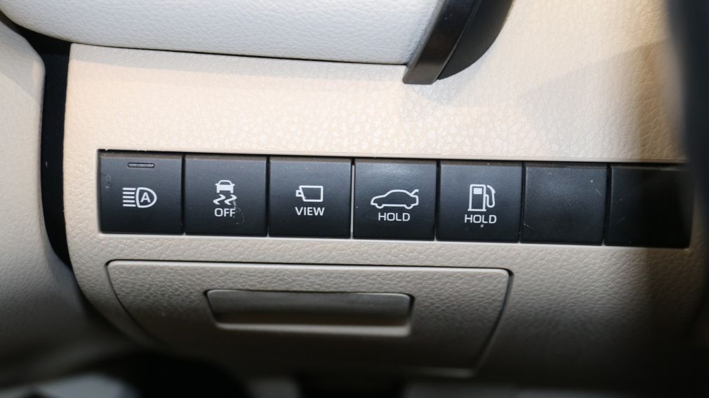 Toyota Camry Hybrid XLE 2019 d’occasion à vendre - 16