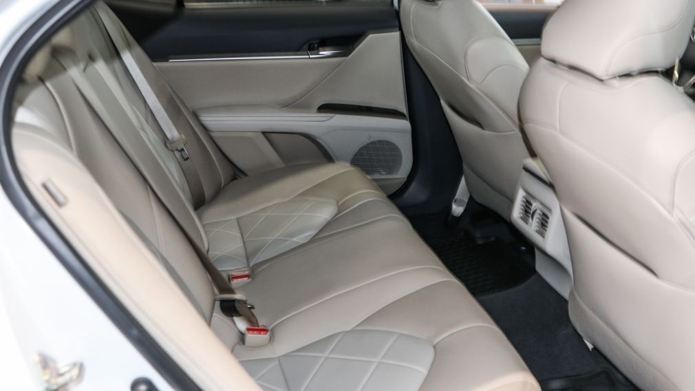 Toyota Camry Hybrid XLE 2019 d’occasion à vendre - 28