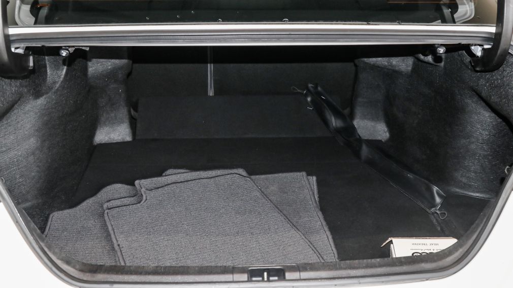 Toyota Camry Hybrid XLE 2019 d’occasion à vendre - 31