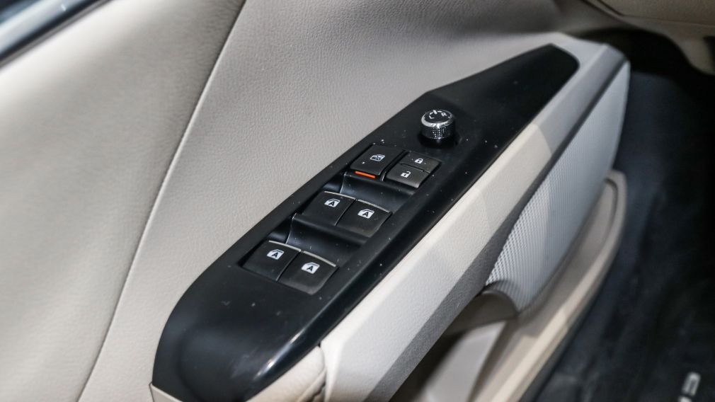 Toyota Camry Hybrid XLE 2019 d’occasion à vendre - 10