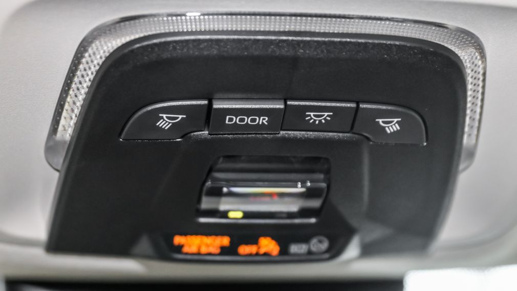 Toyota Corolla Hybrid LE 2025 d&rsquo;occasion à vendre - 27