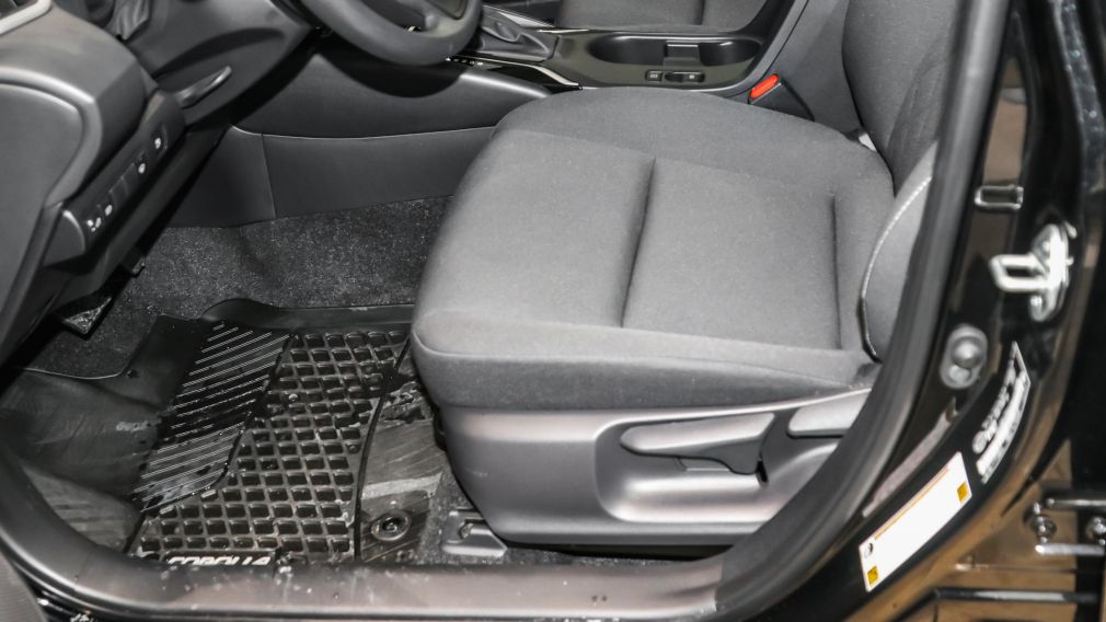 Toyota Corolla Hybrid LE 2025 d&rsquo;occasion à vendre - 14