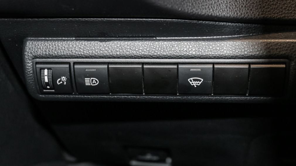 Toyota Corolla SE 2024 d&rsquo;occasion à vendre - 15