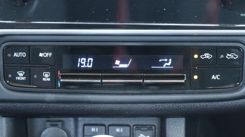 Toyota Corolla LE 2019 d&rsquo;occasion à vendre - 21