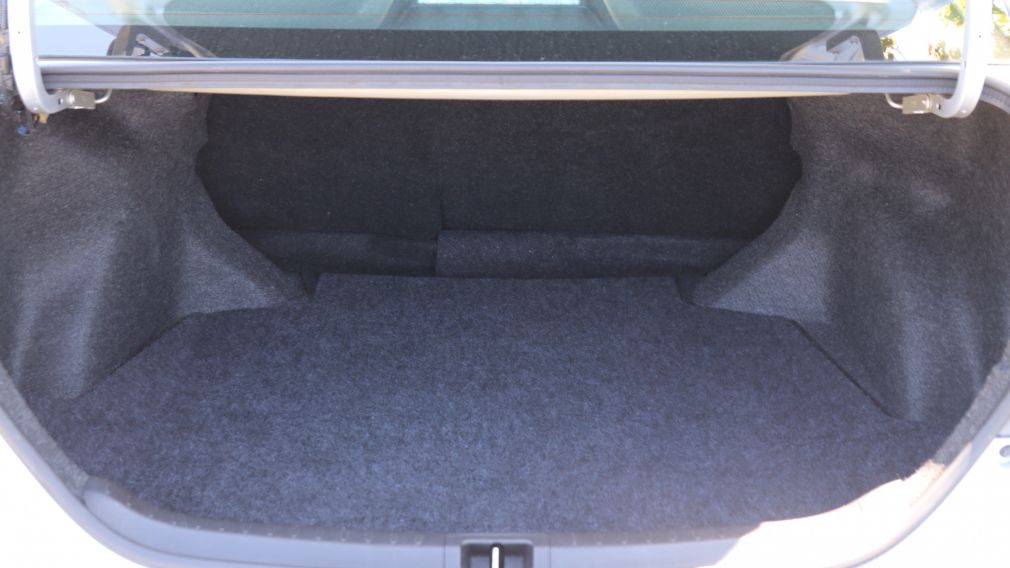 Toyota Corolla LE 2019 d&rsquo;occasion à vendre - 26