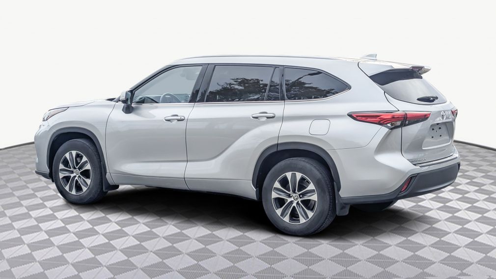 Toyota Highlander XLE 2022 d&rsquo;occasion à vendre - 5