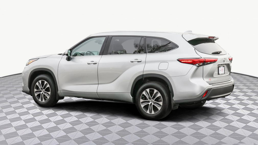 Toyota Highlander XLE 2022 d&rsquo;occasion à vendre - 21