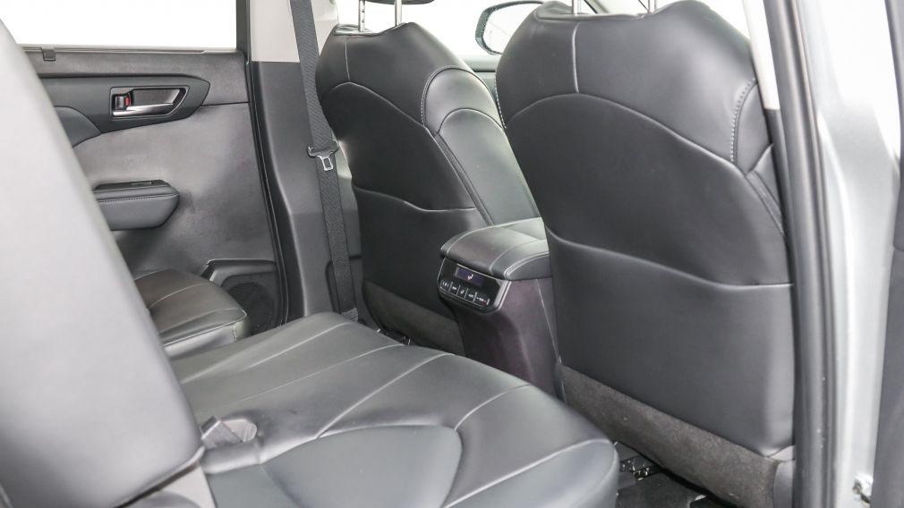 Toyota Highlander XLE 2022 d&rsquo;occasion à vendre - 34
