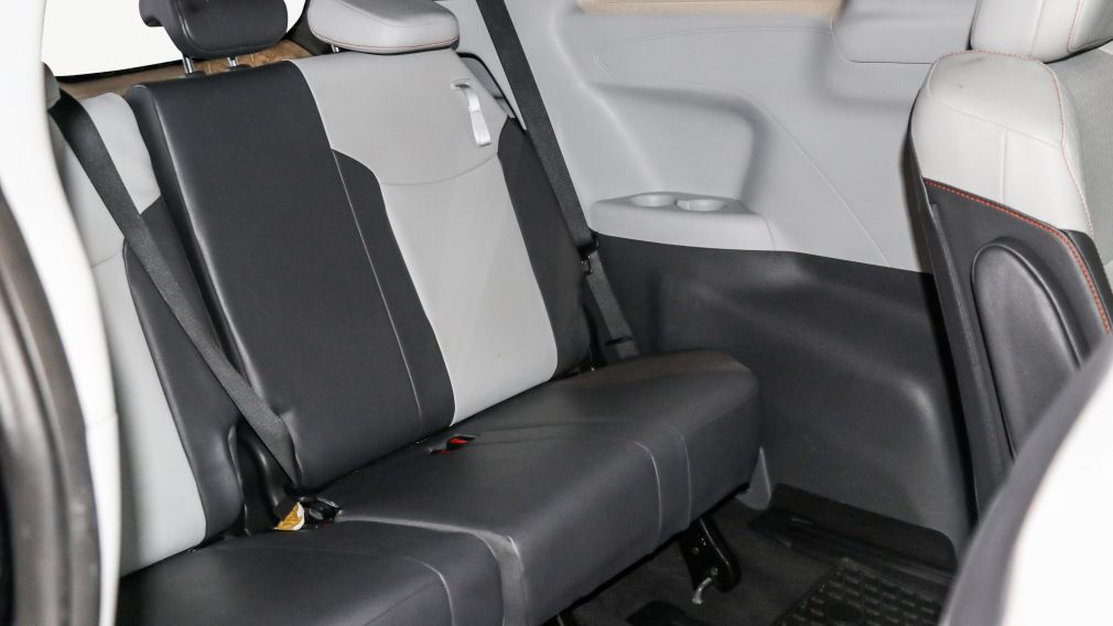 Toyota Sienna XSE 2024 d&rsquo;occasion à vendre - 28