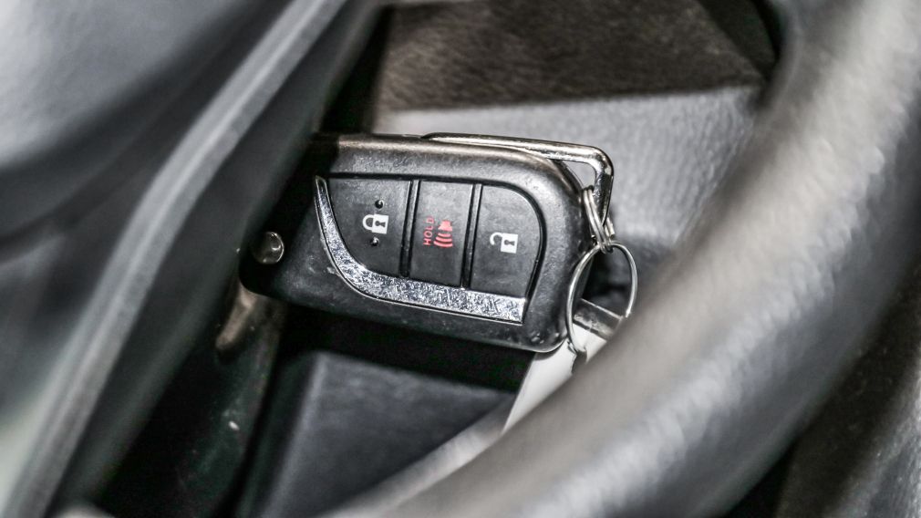 Toyota Rav 4 Hybrid LE 2023 d&rsquo;occasion à vendre - 21