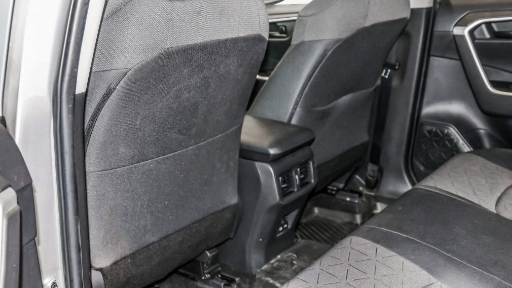 Toyota Rav 4 Hybrid LE 2023 d&rsquo;occasion à vendre - 27