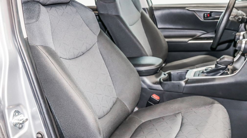 Toyota Rav 4 Hybrid LE 2023 d&rsquo;occasion à vendre - 13
