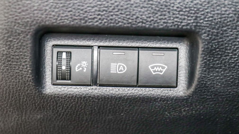 Toyota Rav 4 Hybrid LE 2023 d&rsquo;occasion à vendre - 16