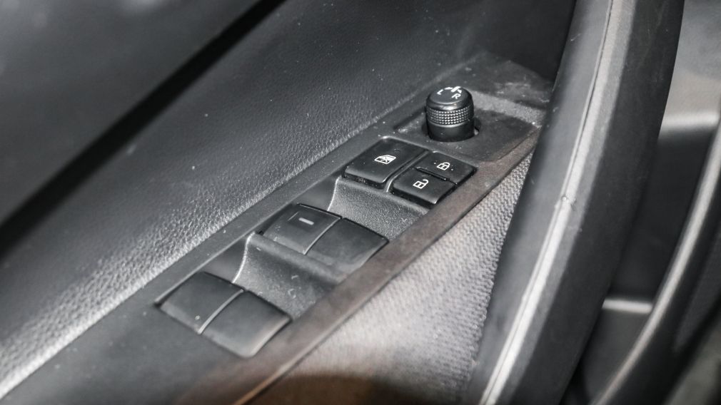 Toyota Corolla Hybrid LE 2023 d&rsquo;occasion à vendre - 15
