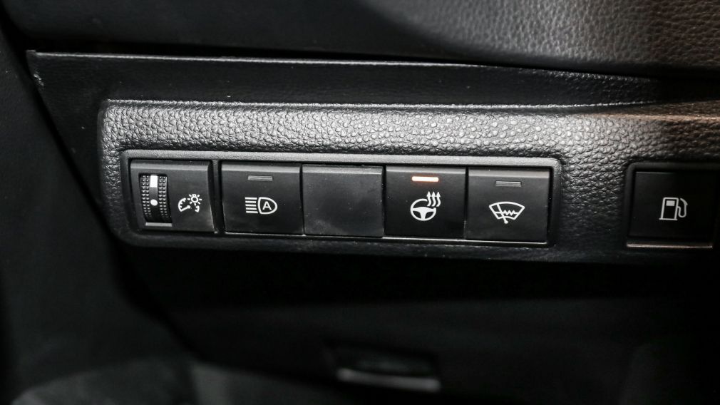 Toyota Corolla Hybrid LE 2023 d&rsquo;occasion à vendre - 16