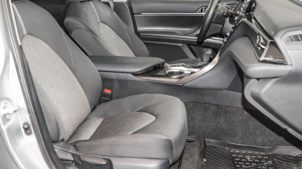 Toyota Camry Hybrid LE 2024 d&rsquo;occasion à vendre - 12