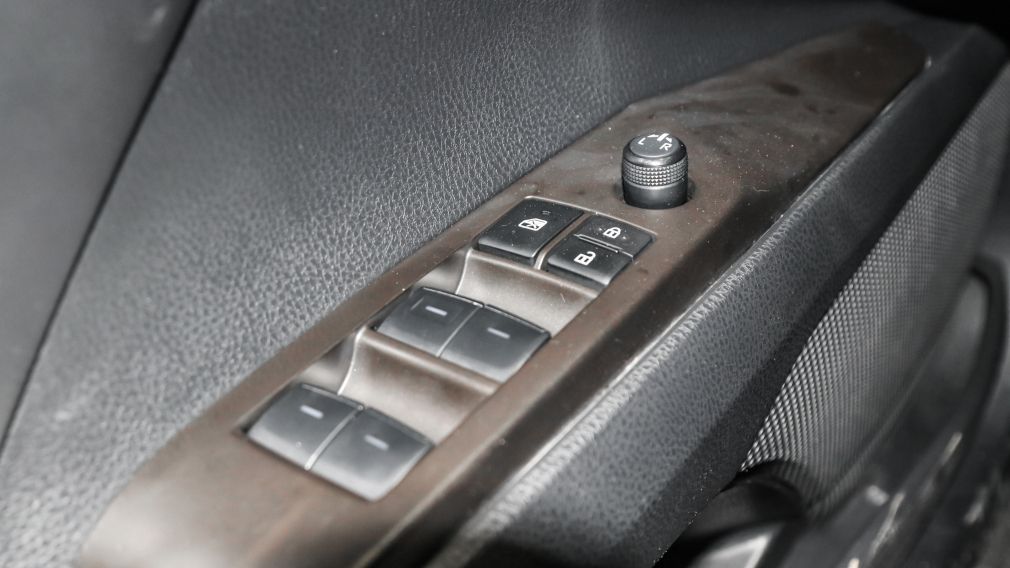 Toyota Camry Hybrid LE 2024 d&rsquo;occasion à vendre - 15