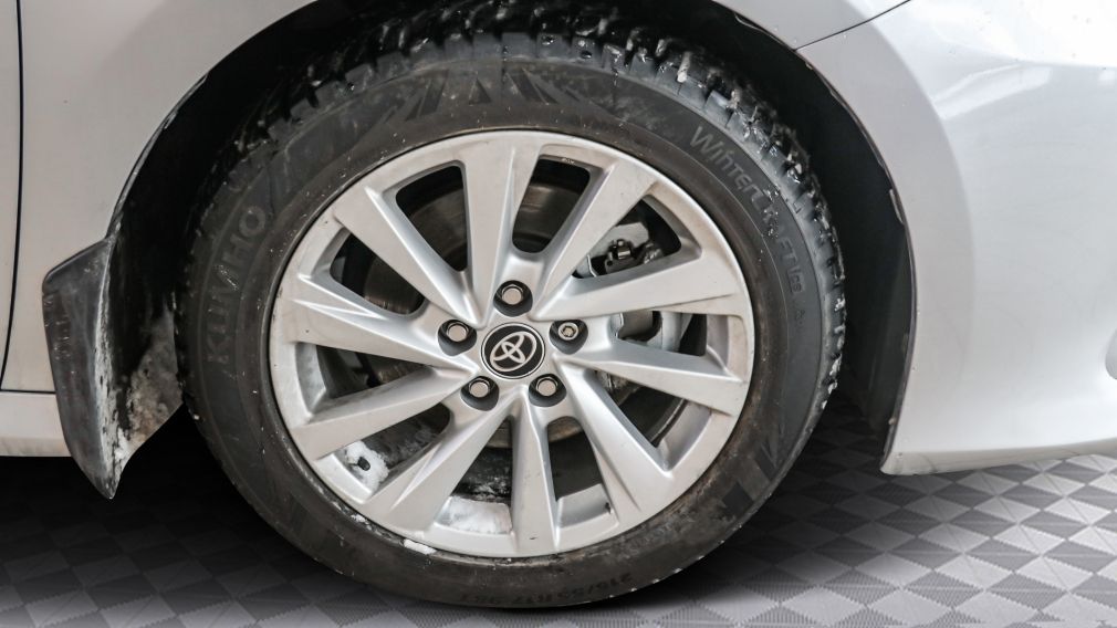Toyota Camry Hybrid LE 2024 d&rsquo;occasion à vendre - 31