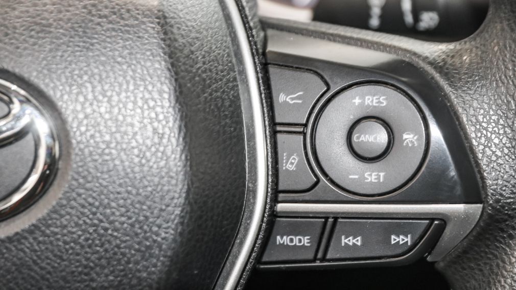 Toyota Camry Hybrid LE 2024 d&rsquo;occasion à vendre - 19