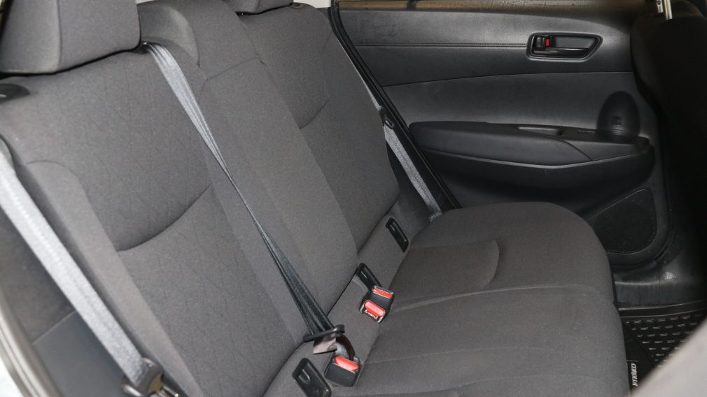 Toyota Corolla Hybrid LE 2024 d&rsquo;occasion à vendre - 31