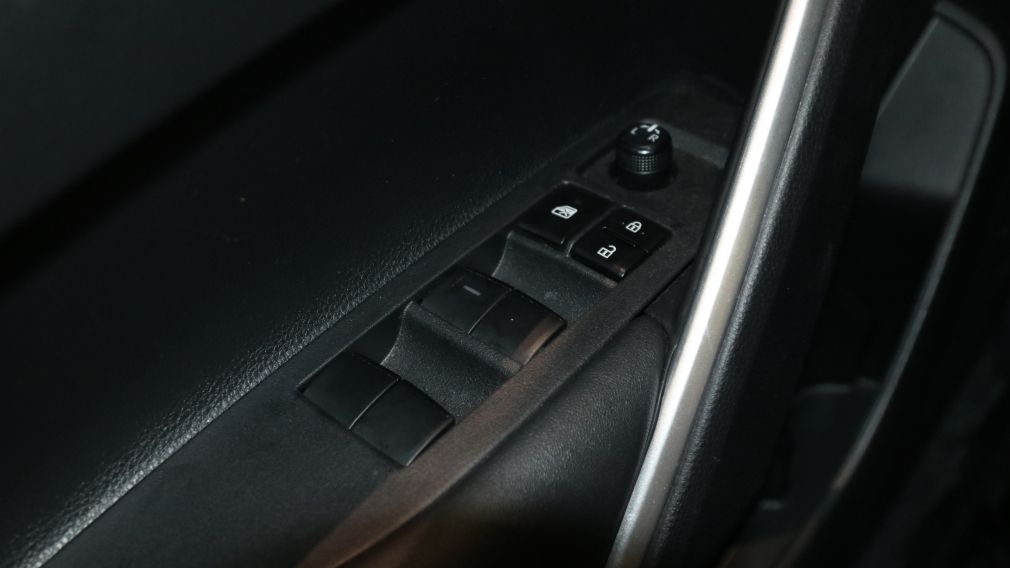 Toyota Corolla LE 2024 d&rsquo;occasion à vendre - 14