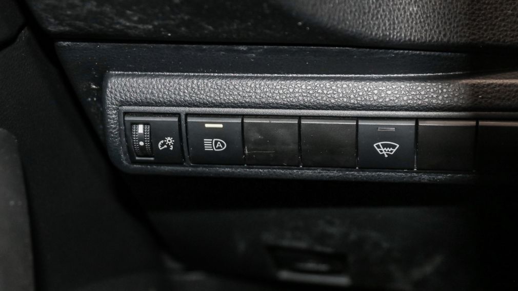 Toyota Corolla LE 2020 d&rsquo;occasion à vendre - 16