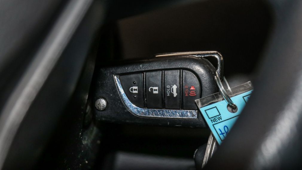 Toyota Corolla LE 2020 d&rsquo;occasion à vendre - 21