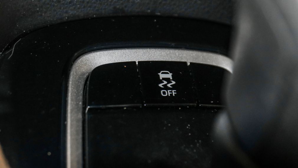 Toyota Corolla LE 2020 d&rsquo;occasion à vendre - 26