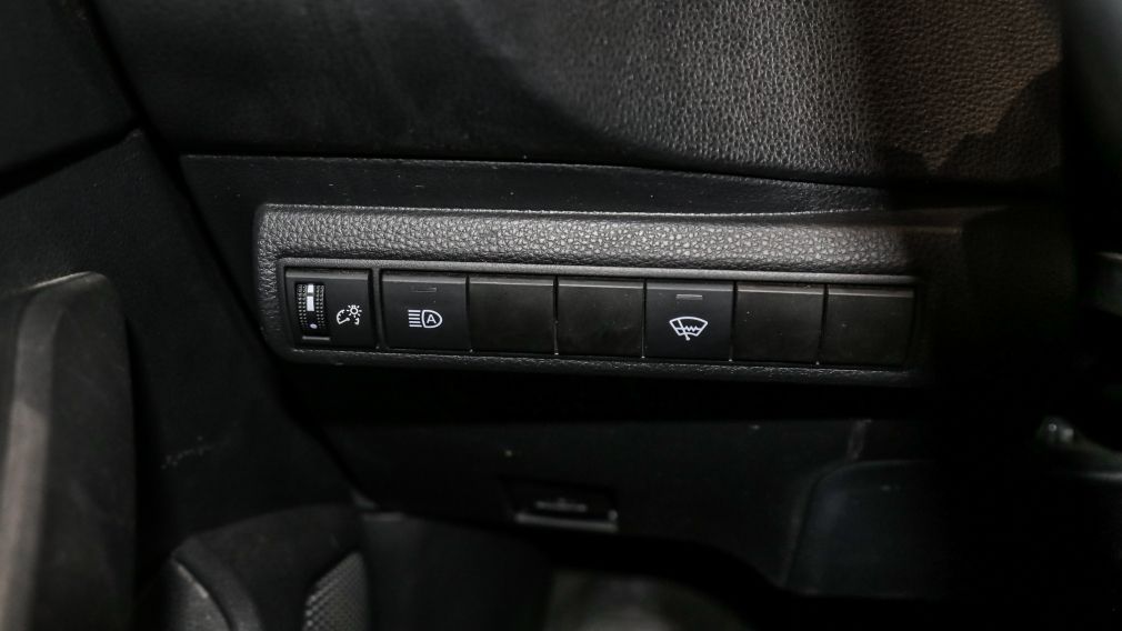 Toyota Corolla LE 2021 d&rsquo;occasion à vendre - 16