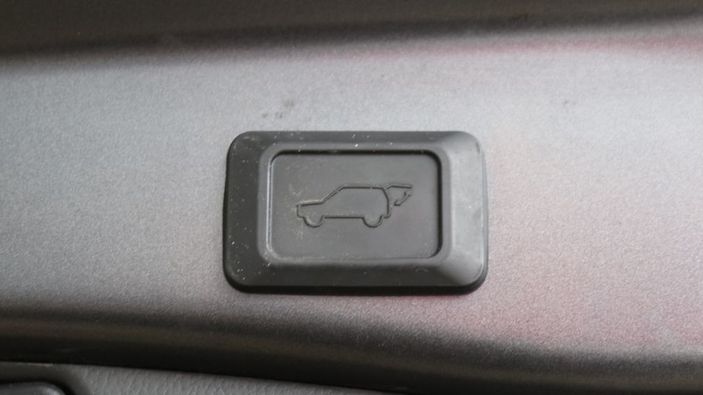 Toyota Rav 4 Hybrid XSE 2024 d&rsquo;occasion à vendre - 31