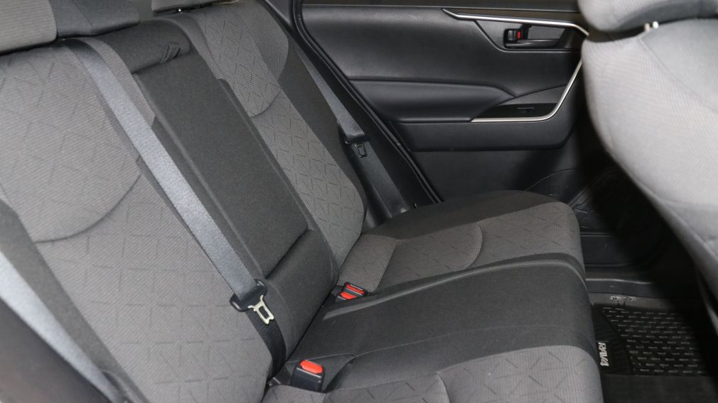 Toyota Rav 4 Hybrid LE 2024 d&rsquo;occasion à vendre - 30