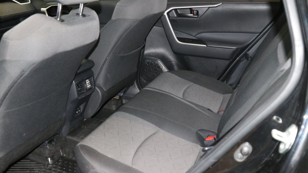 Toyota Rav 4 Hybrid LE 2024 d&rsquo;occasion à vendre - 28