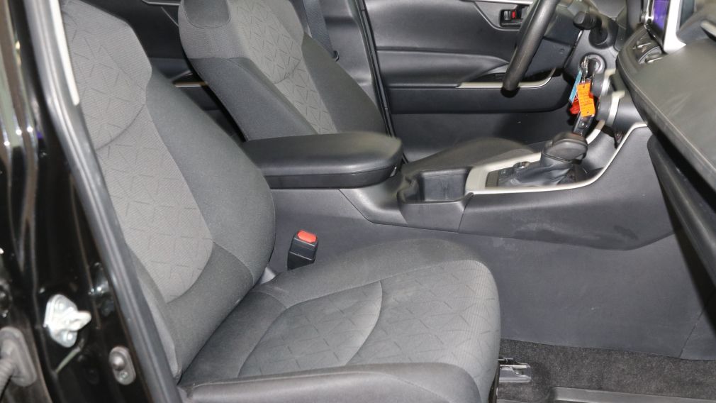 Toyota Rav 4 Hybrid LE 2024 d&rsquo;occasion à vendre - 12