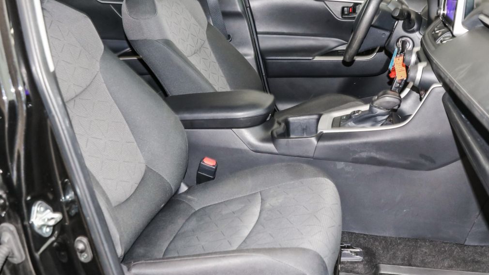Toyota Rav 4 Hybrid LE 2024 d&rsquo;occasion à vendre - 12