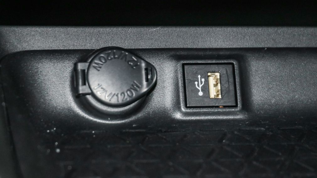 Toyota Rav 4 Hybrid LE 2024 d&rsquo;occasion à vendre - 25