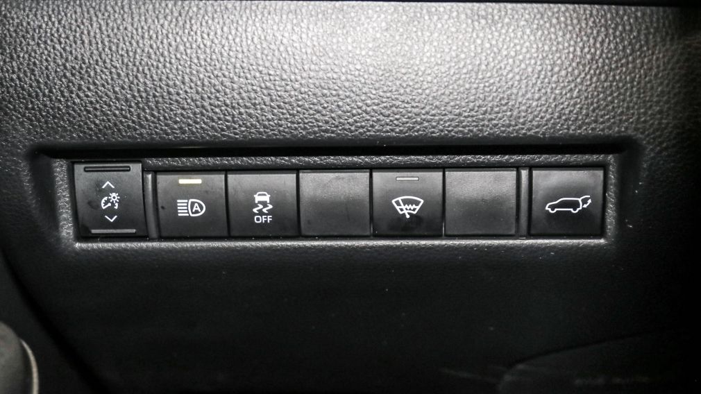 Toyota Venza LE 2022 d&rsquo;occasion à vendre - 32