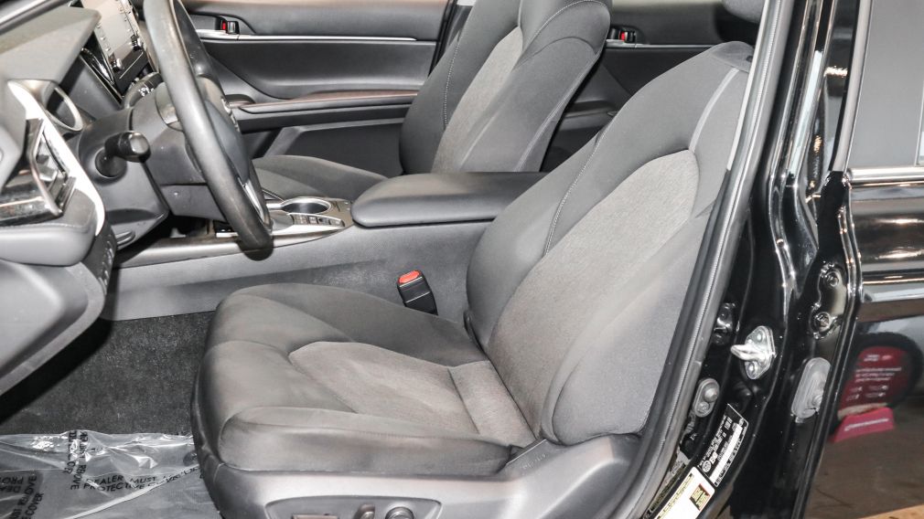 Toyota Camry Hybrid LE 2023 d&rsquo;occasion à vendre - 18