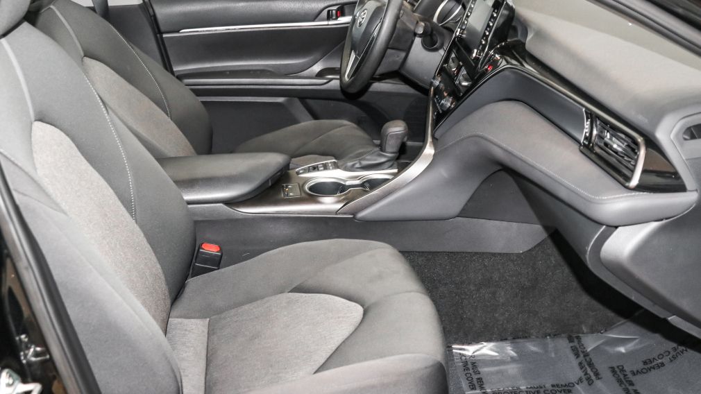 Toyota Camry Hybrid LE 2023 d&rsquo;occasion à vendre - 16