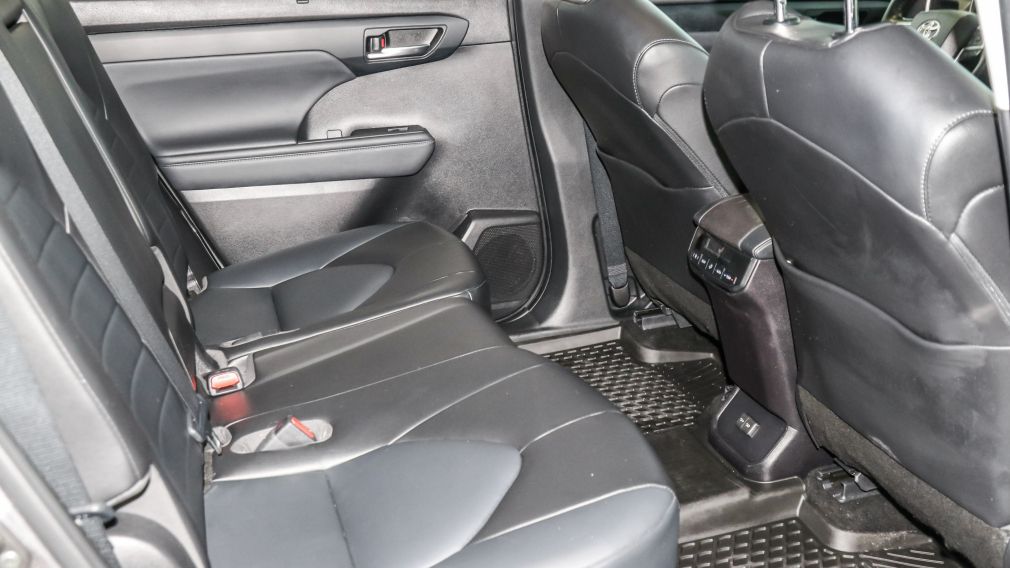 Toyota Highlander XLE 2022 d&rsquo;occasion à vendre - 28