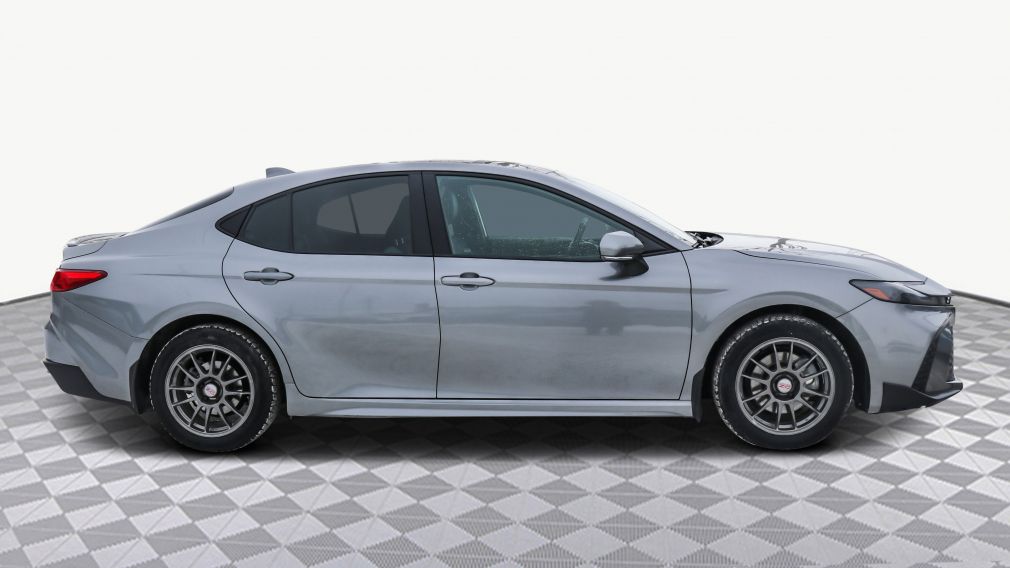 Toyota Camry SE Upgrade 2025 d&rsquo;occasion à vendre - 8