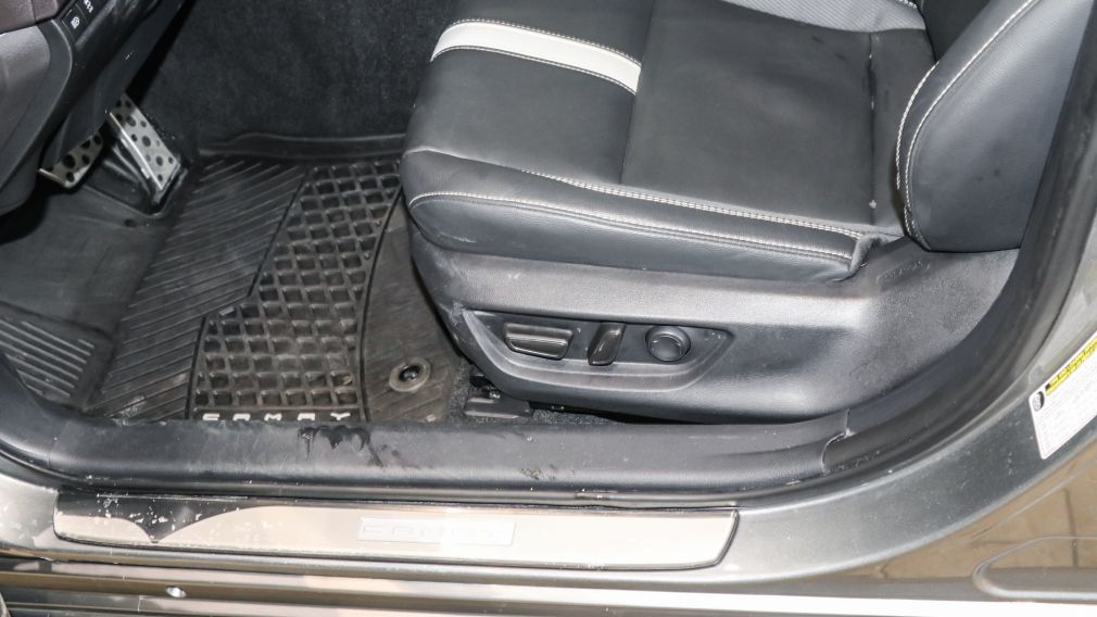 Toyota Camry SE Upgrade 2025 d&rsquo;occasion à vendre - 13