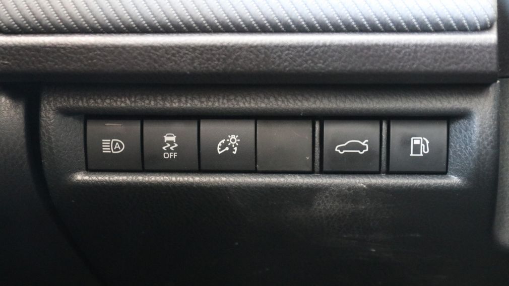 Toyota Camry SE Upgrade 2025 d&rsquo;occasion à vendre - 37