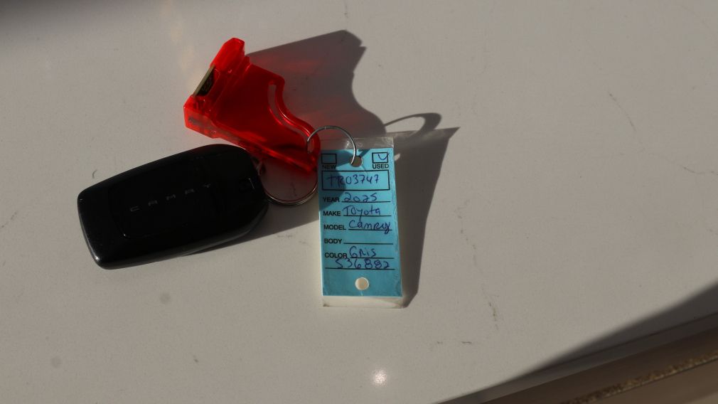 Toyota Camry SE Upgrade 2025 d&rsquo;occasion à vendre - 41