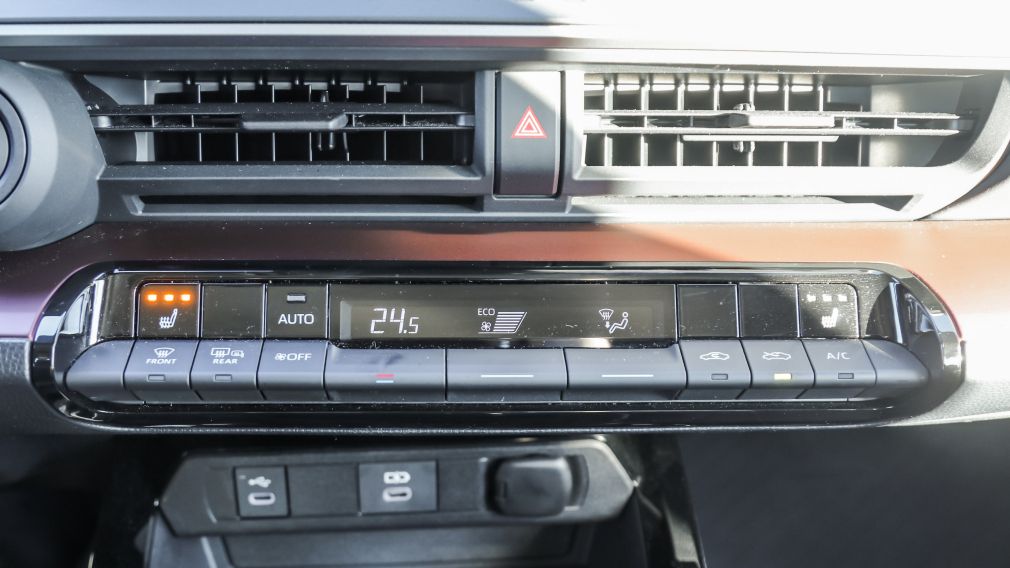 Toyota Prius SE 2025 d&rsquo;occasion à vendre - 15