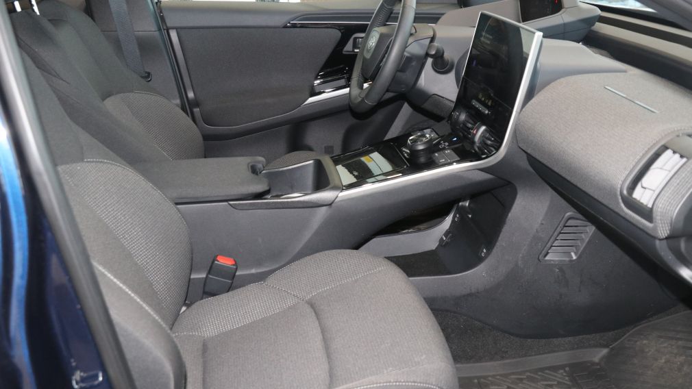 Toyota BZ4X LE 2025 d&rsquo;occasion à vendre - 10